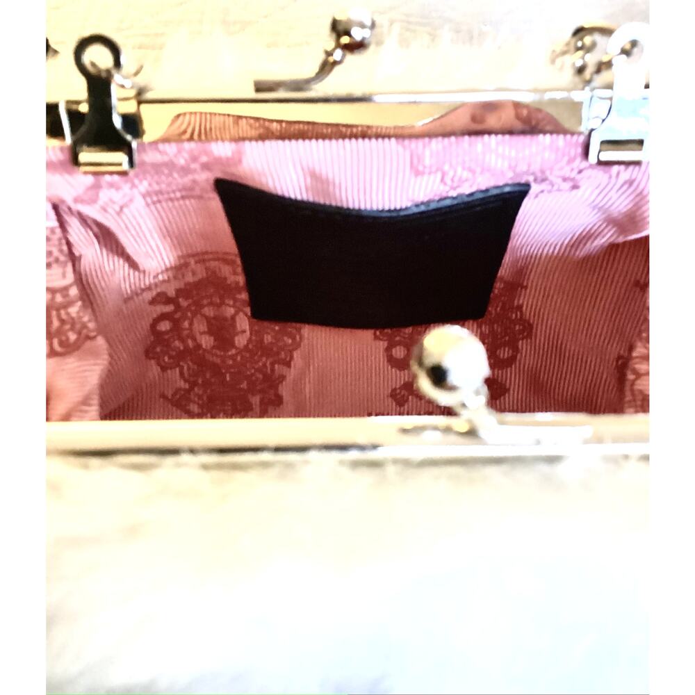 Vintage My Flat In London Furry White Handbag - Picture 3 of 8